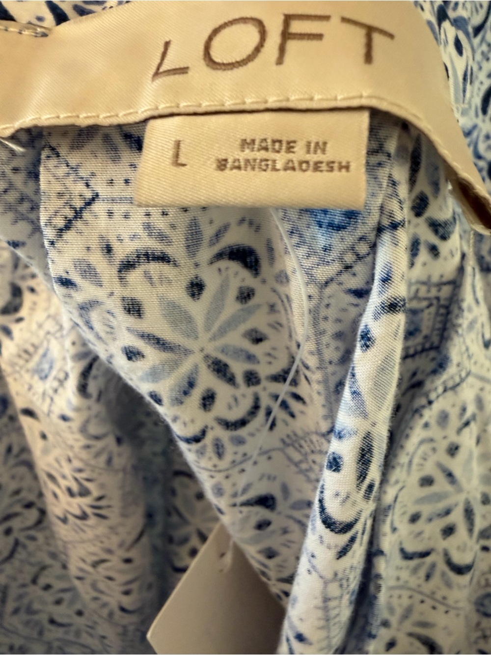 LOFT Mosaic Blue and White Floral Print Tie Back Tank - Picture 4 of 7